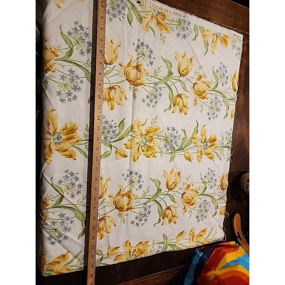 Jane Churchill Limited Fairbourne Tulips England Fabric Floral Lot Table Runners